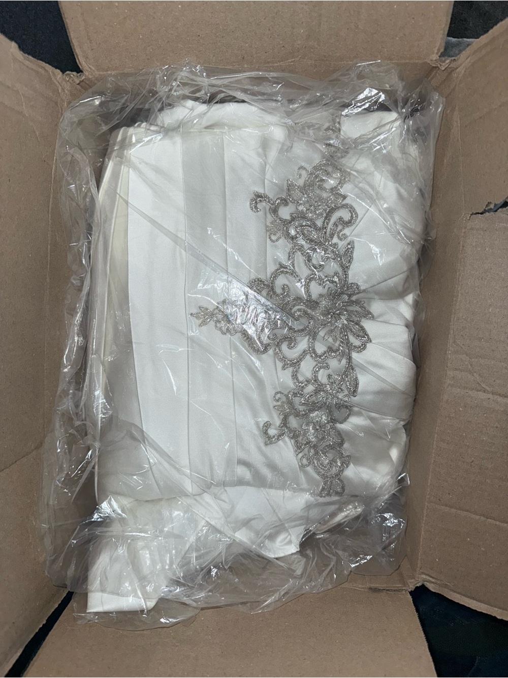 NWT Da Vinci wedding dress #8331